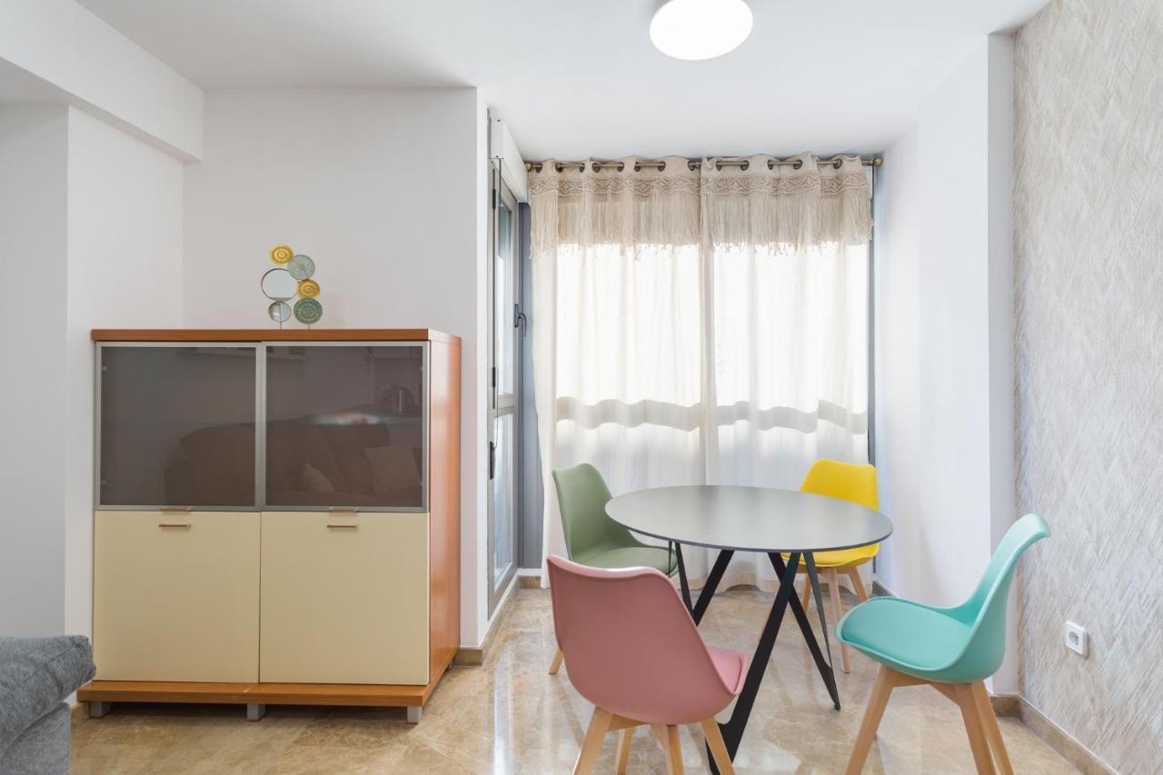 Piso Familiar Cerca Del Centro, Ac Y Wifi Gratis Apartment Валенсия Екстериор снимка