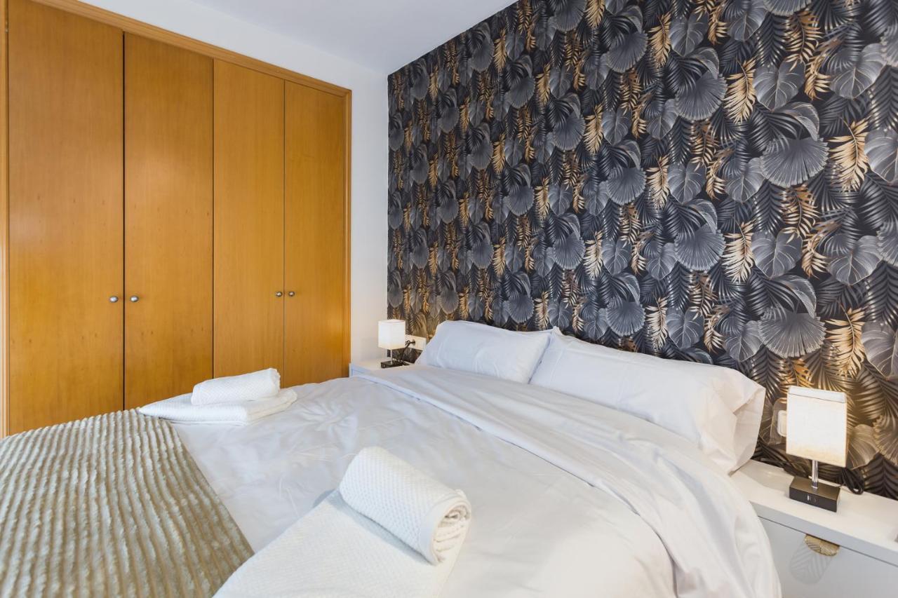 Piso Familiar Cerca Del Centro, Ac Y Wifi Gratis Apartment Валенсия Екстериор снимка