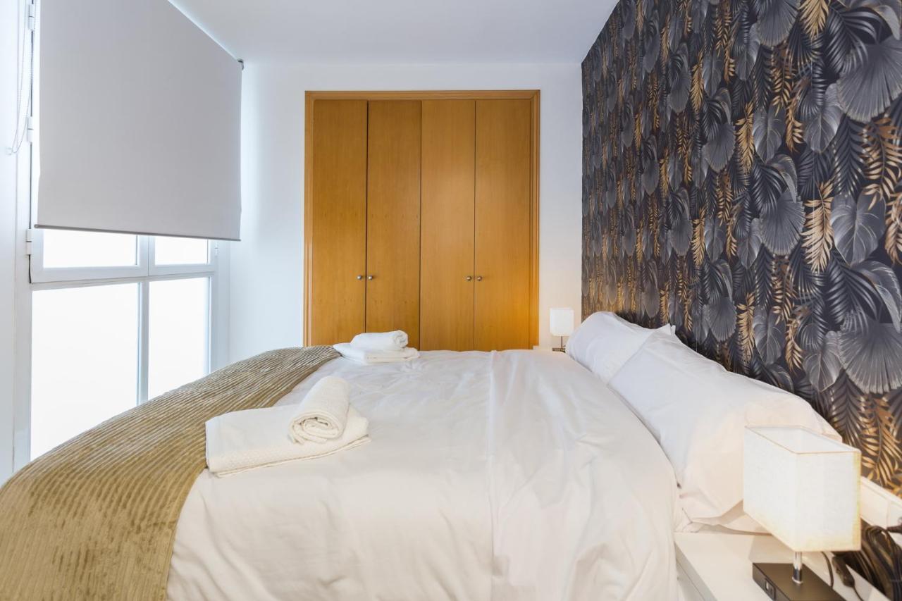 Piso Familiar Cerca Del Centro, Ac Y Wifi Gratis Apartment Валенсия Екстериор снимка