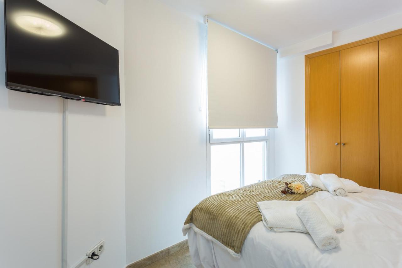 Piso Familiar Cerca Del Centro, Ac Y Wifi Gratis Apartment Валенсия Екстериор снимка