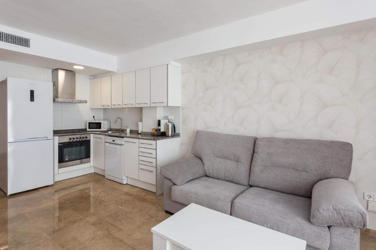 Piso Familiar Cerca Del Centro, Ac Y Wifi Gratis Apartment Валенсия Екстериор снимка