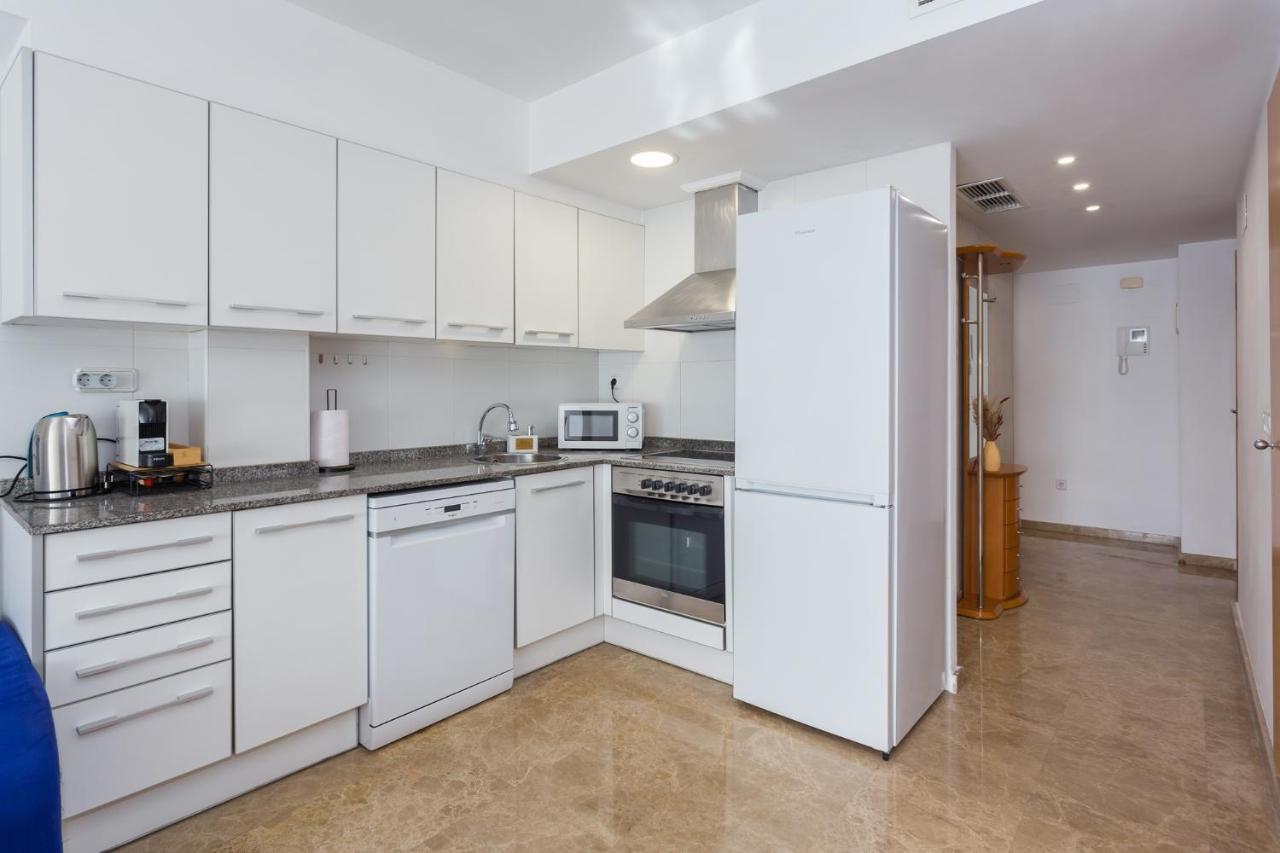 Piso Familiar Cerca Del Centro, Ac Y Wifi Gratis Apartment Валенсия Екстериор снимка