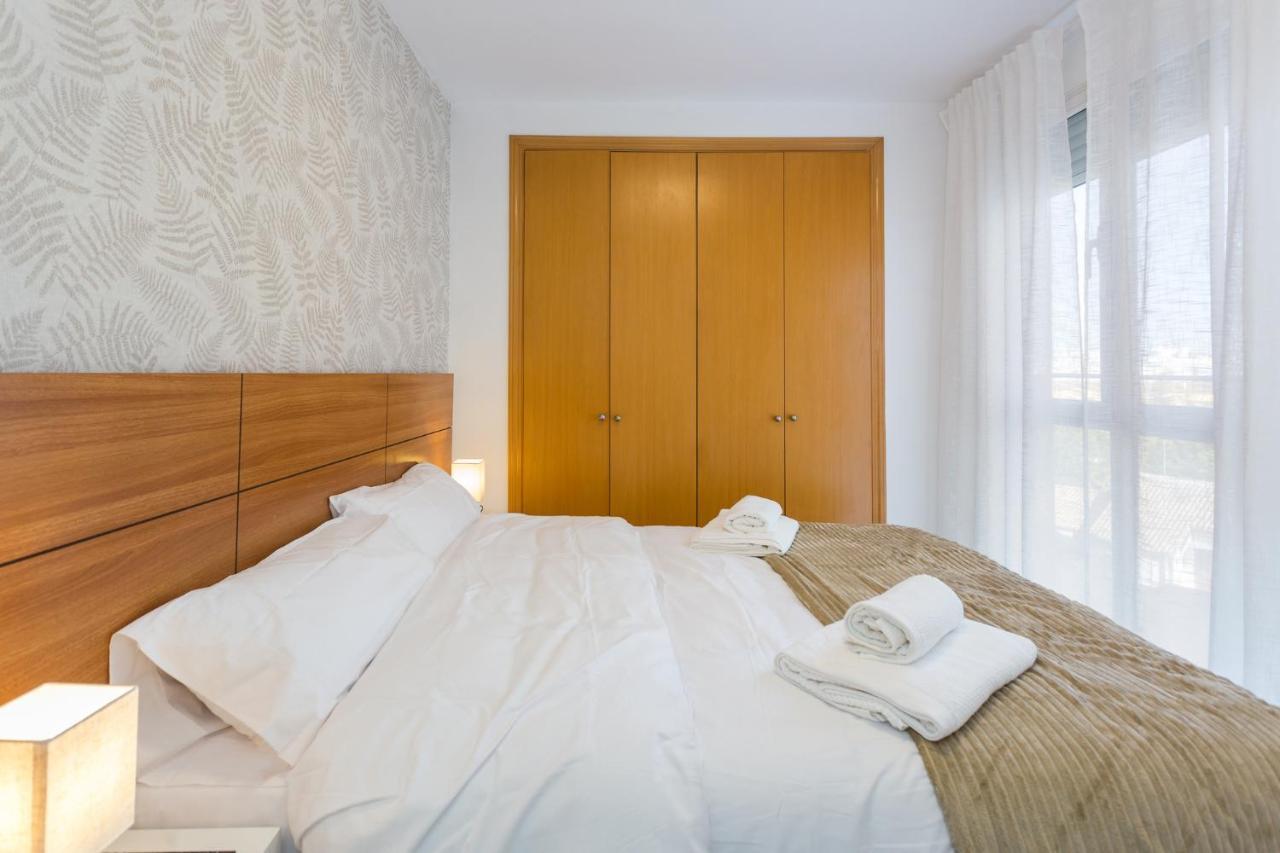 Piso Familiar Cerca Del Centro, Ac Y Wifi Gratis Apartment Валенсия Екстериор снимка