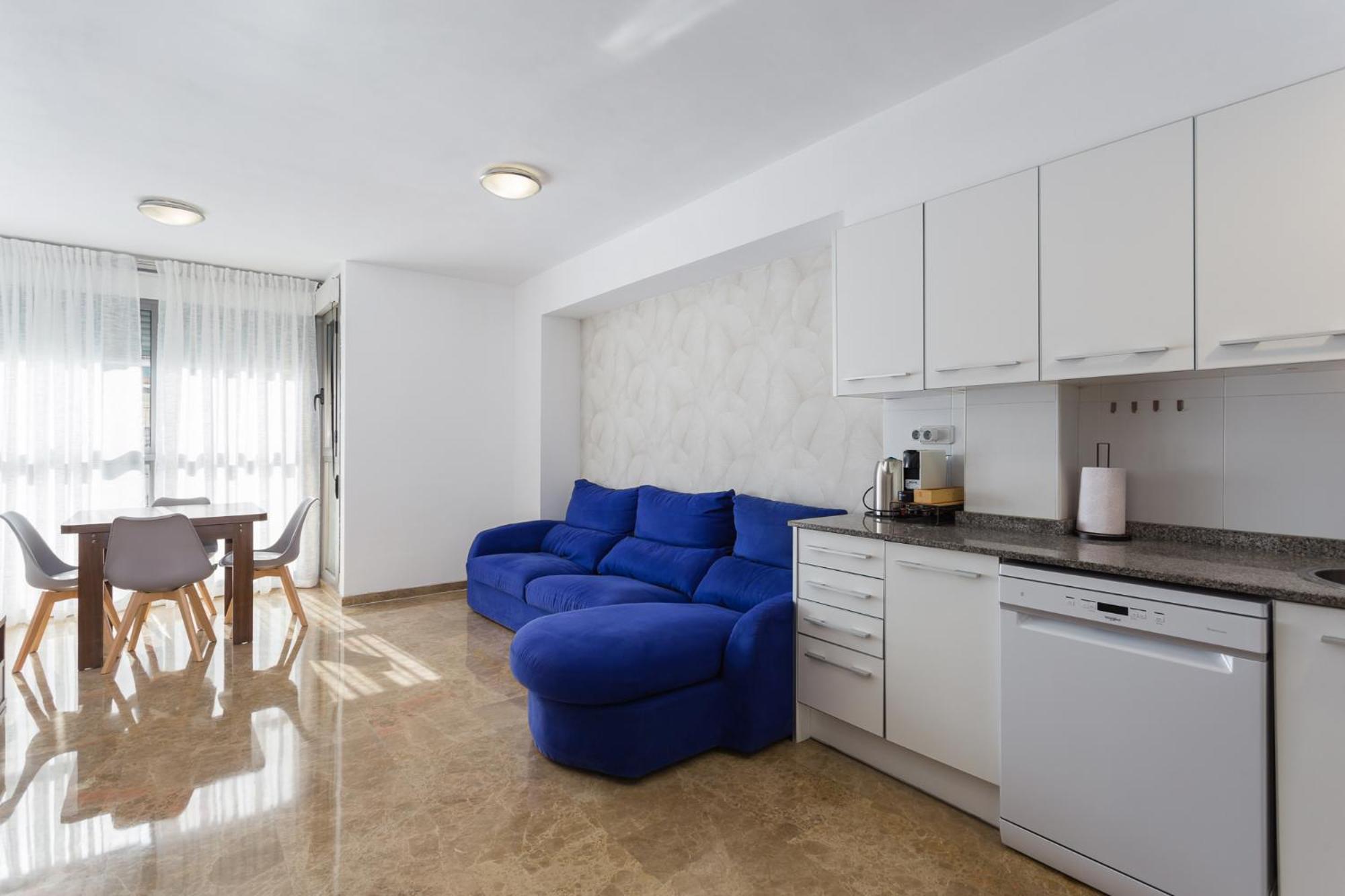 Piso Familiar Cerca Del Centro, Ac Y Wifi Gratis Apartment Валенсия Екстериор снимка